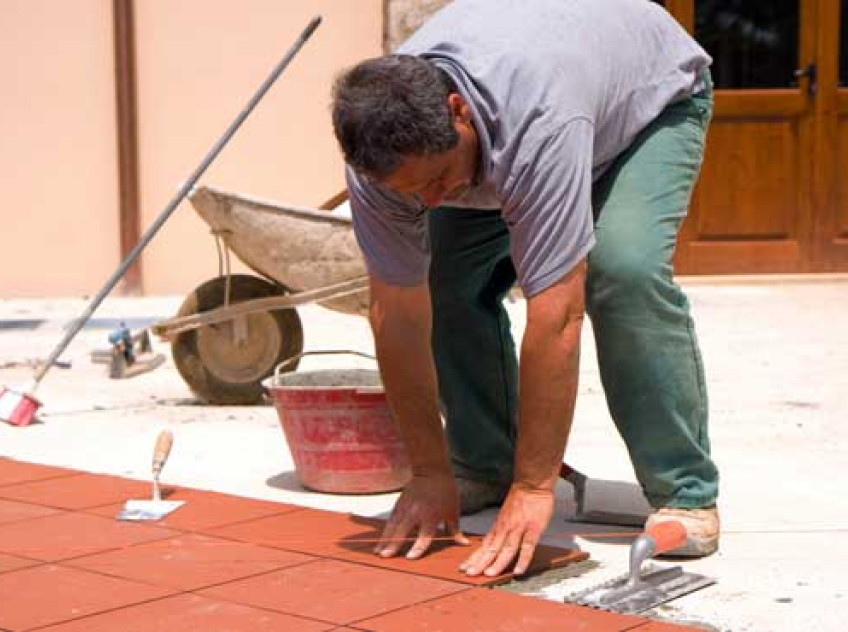 Foto Shutterstock mão de obra